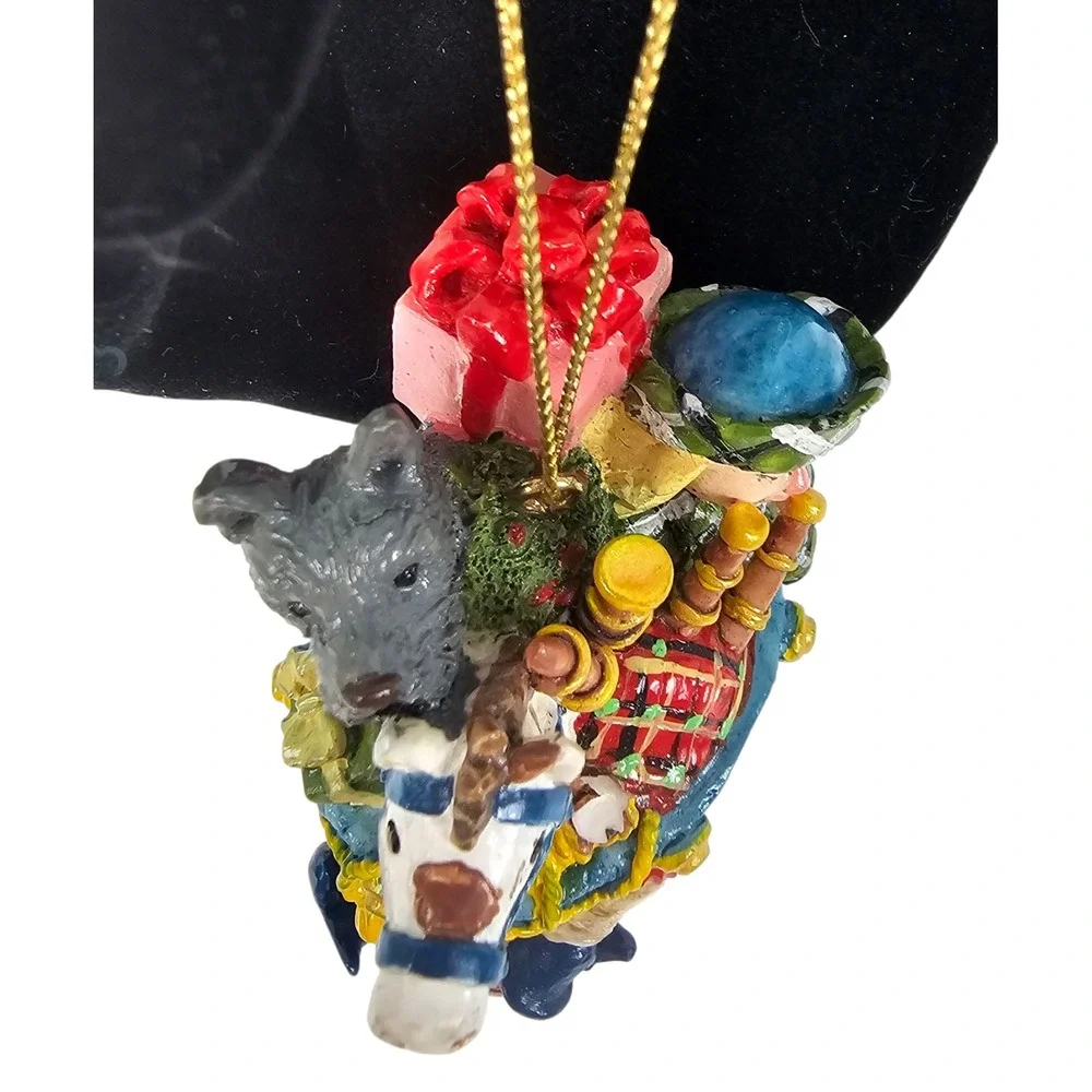 Resin Scottish‎ Stocking Ornament Boy Bagpipes Horse Christmas Decoration